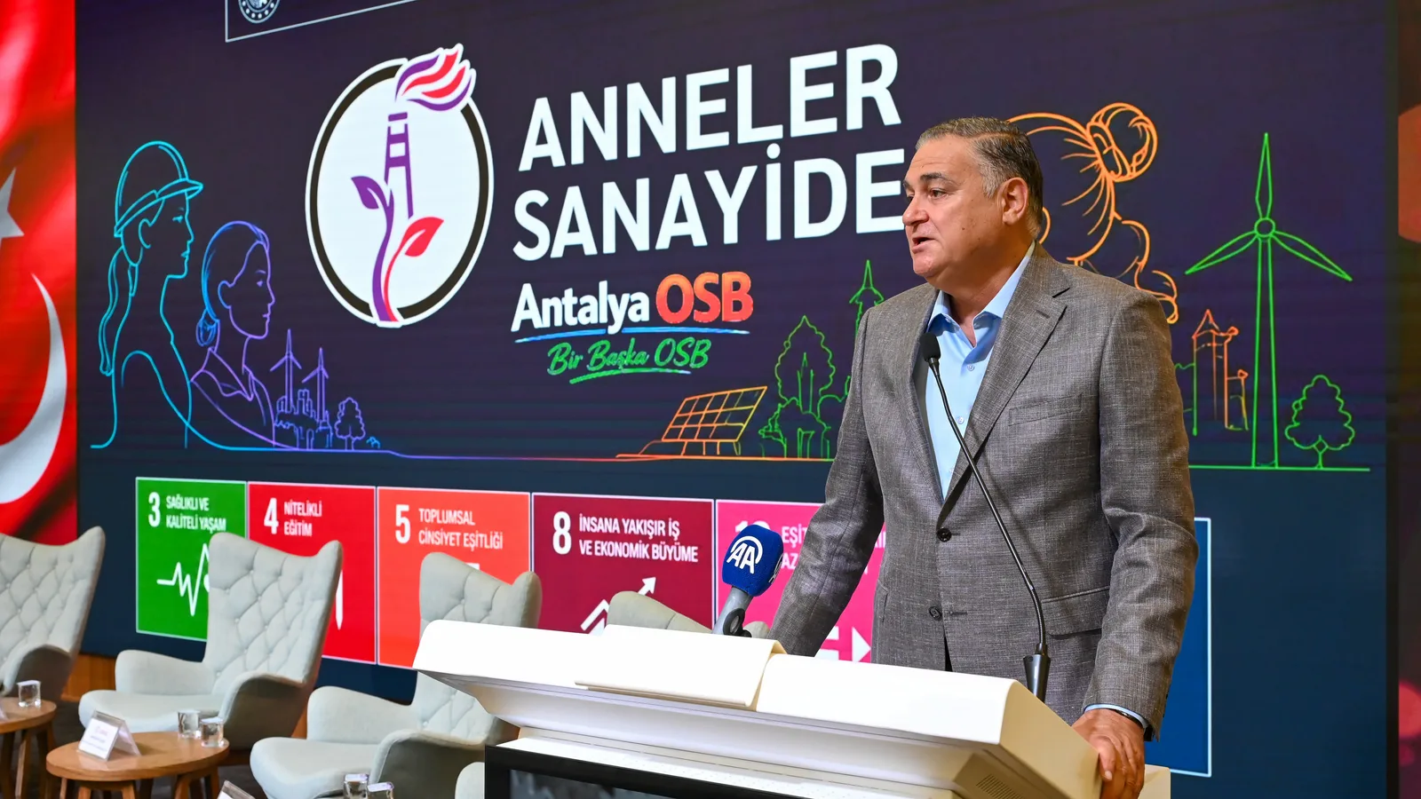 ANTALYA OSB’DE KADIN EMEĞİ ÜRETİMLE BULUŞTU