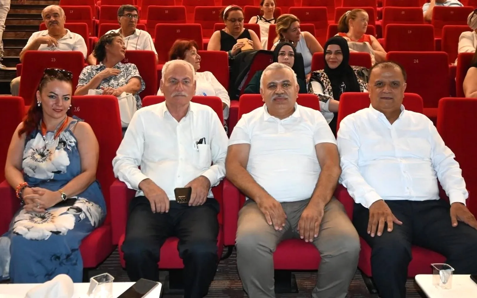 ULUSLARARASI ESNAF BİRLİĞİNDEN GİRİŞİMCİLERE SEMİNER