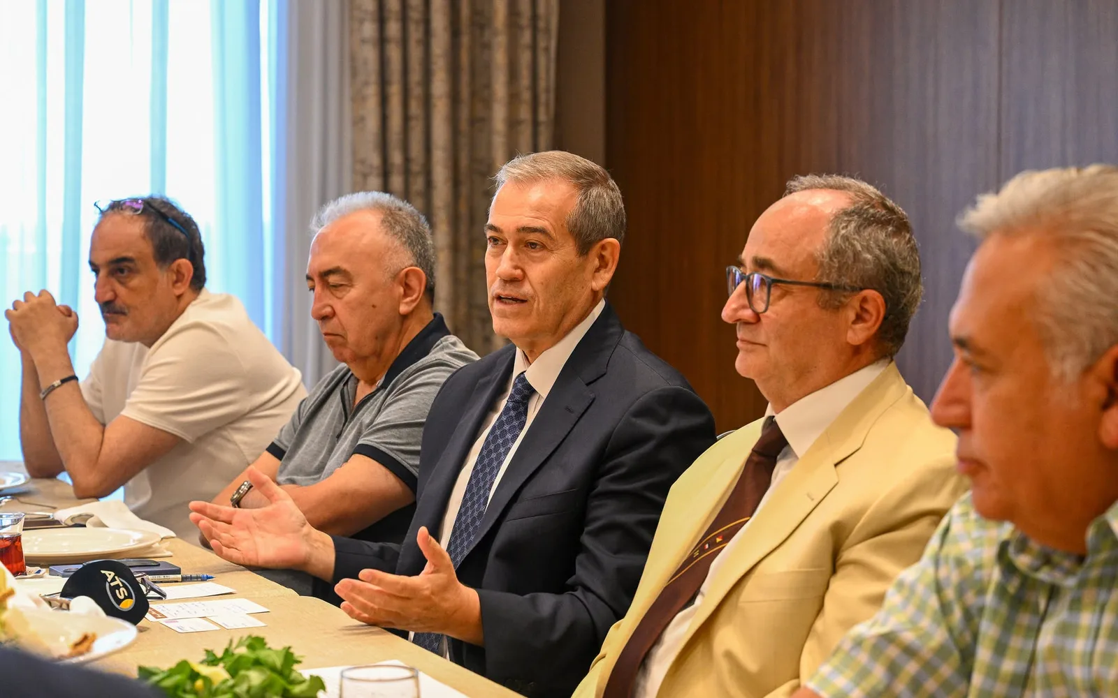 LİMANIN DURUMU İŞ İNSANLARINI RAHATSIZ EDİYOR